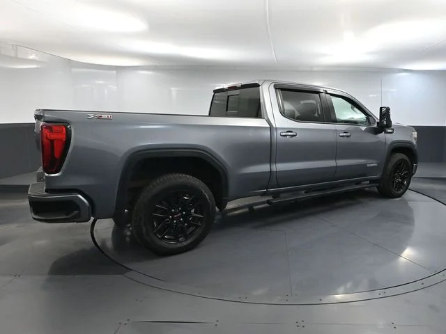 Used 2021 Silver GMC Elevation image 4