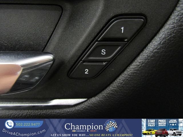 Used 2021 White Ram Laramie image 28