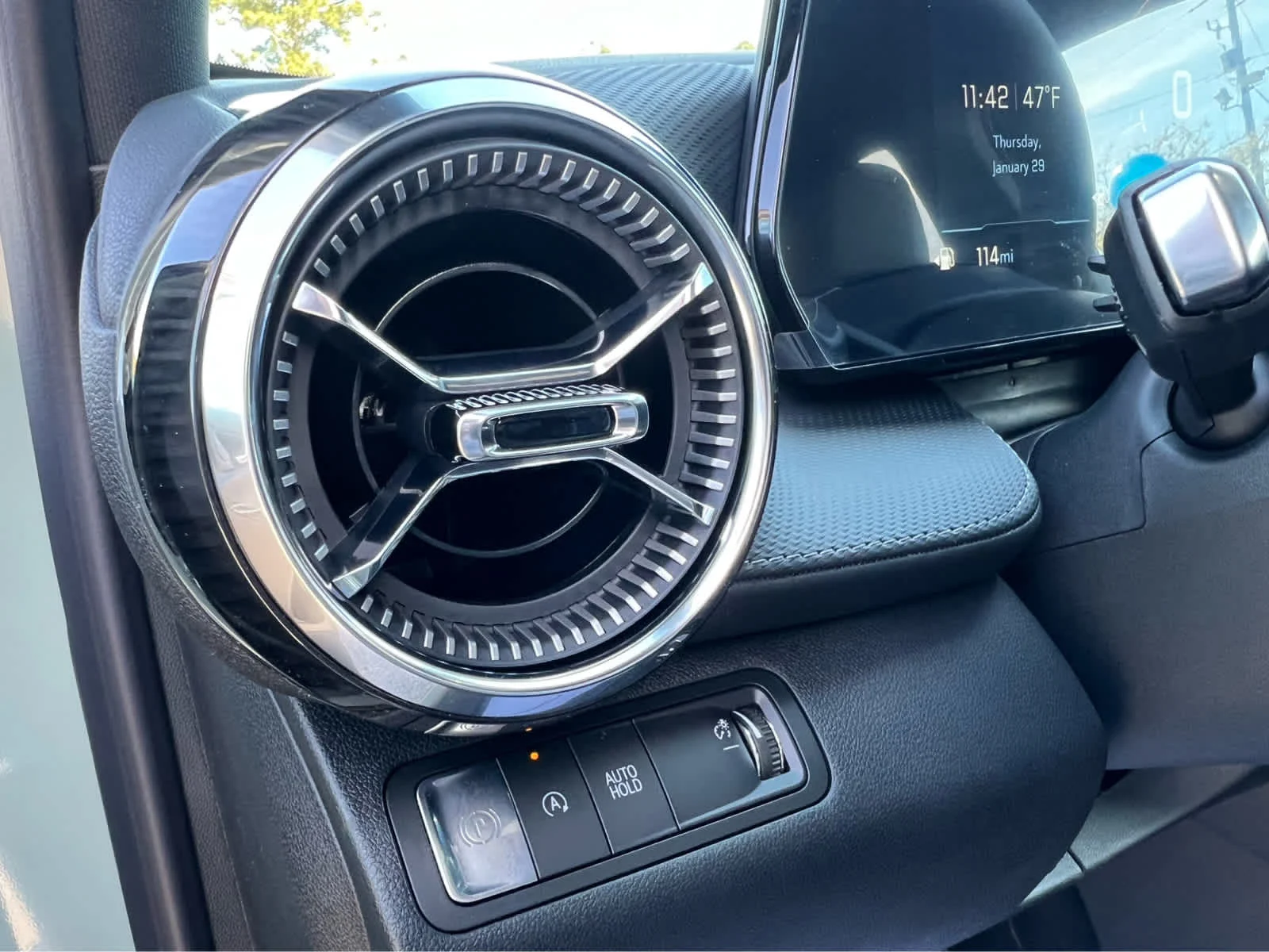 2026 Chevrolet Equinox LT - Photo 12
