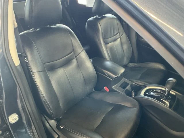 Used 2015 Blue Nissan SV image 30