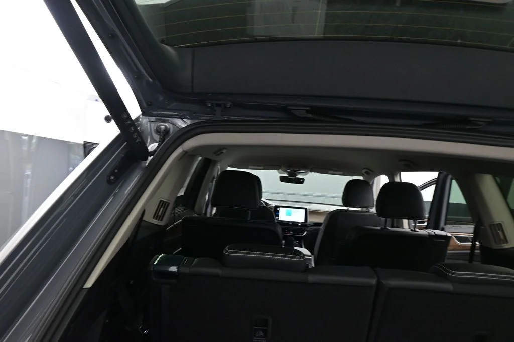 New 2026  Volkswagen SE w/Technology image 45