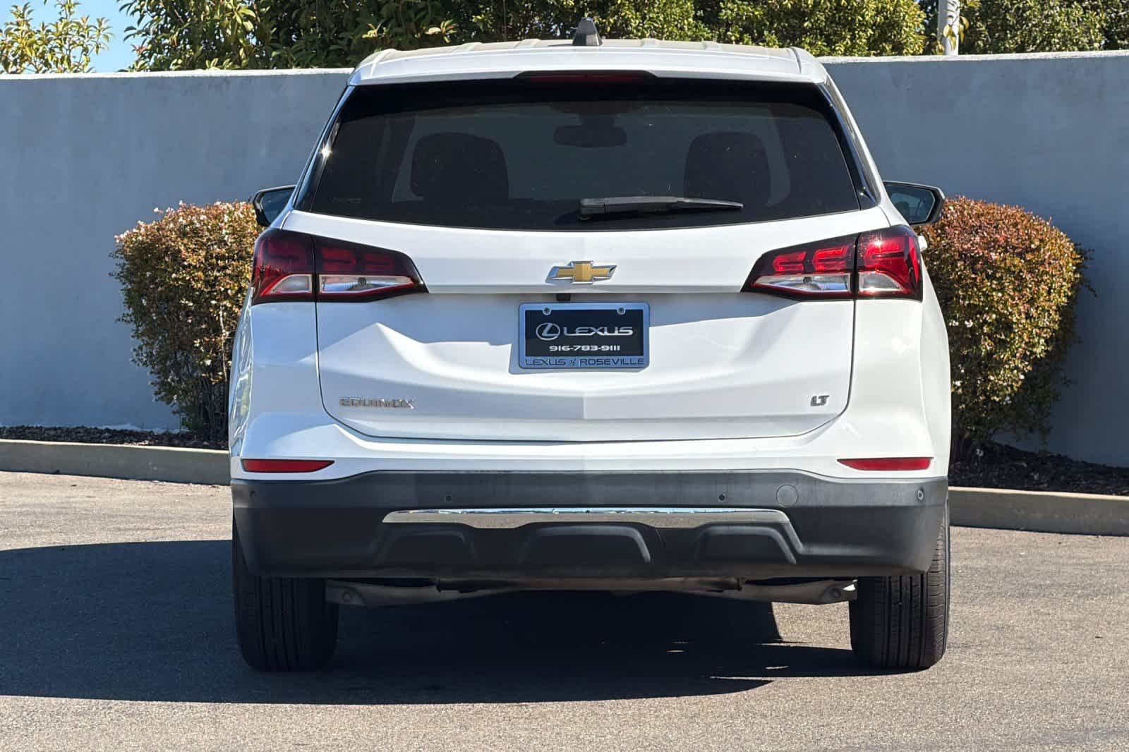 Used 2022 Summit White Chevrolet LT image 8