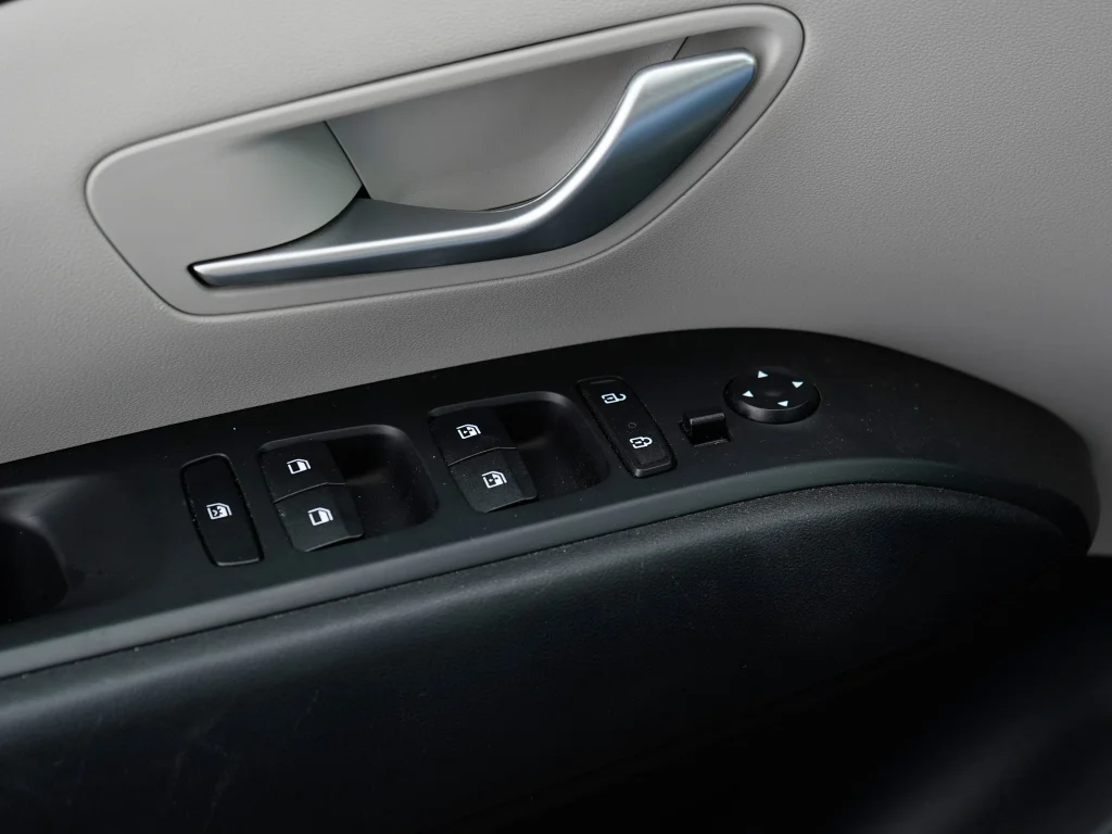 Used 2024 Vapor Blue Metallic Hyundai SEL image 16