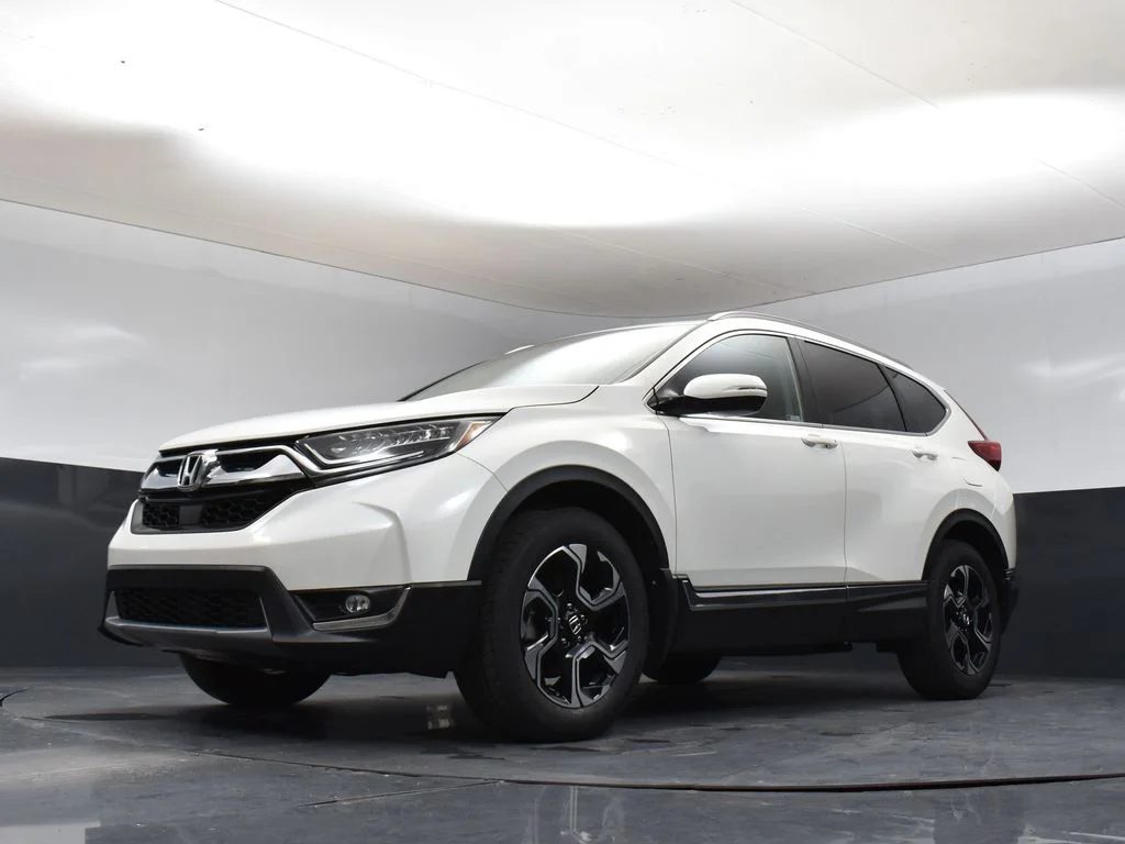 Certified Used 2018 White Honda Touring image 34
