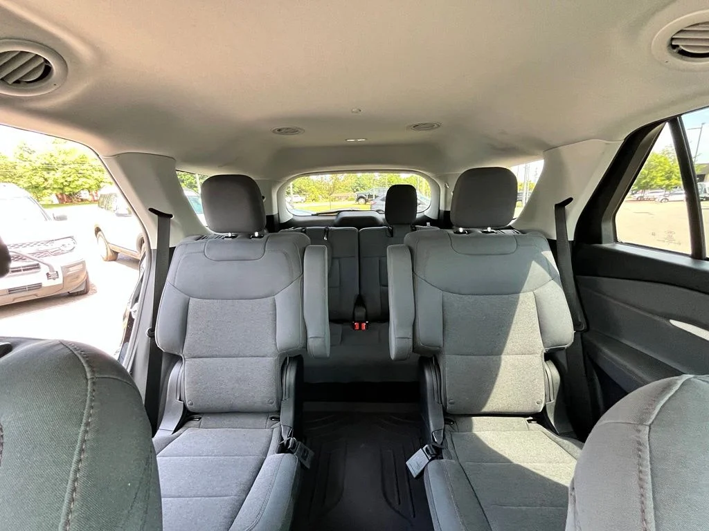 Used 2025 Black Ford Active image 13