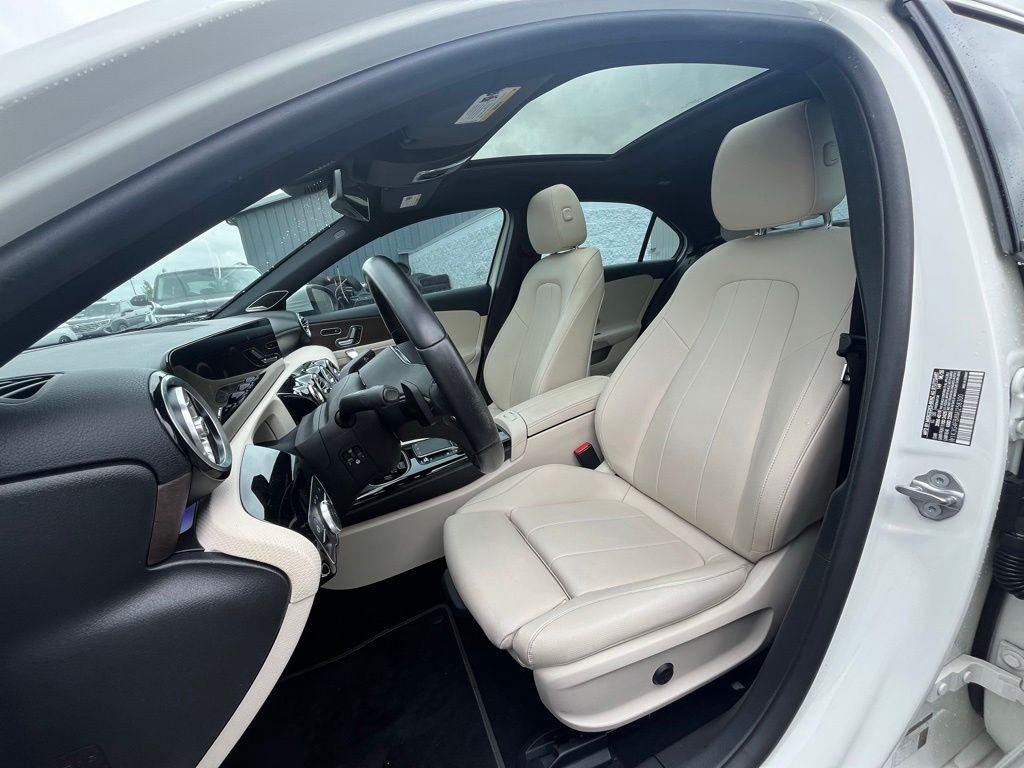 2021 Mercedes-Benz A-Class A220 - Photo 10