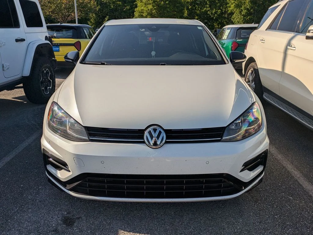 Used 2019 White Volkswagen DCC & Navigation 4Motion image 6