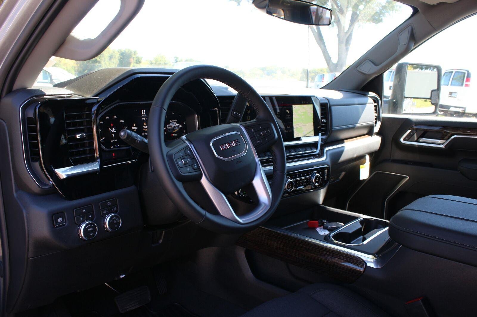 New 2026 Sterling Metallic GMC SLE image 21