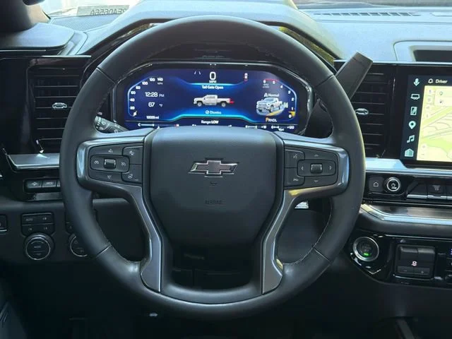 Used 2025 Black Chevrolet High Country image 23