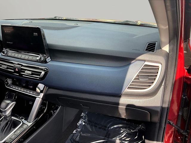 Used 2022 Orange Kia S image 29