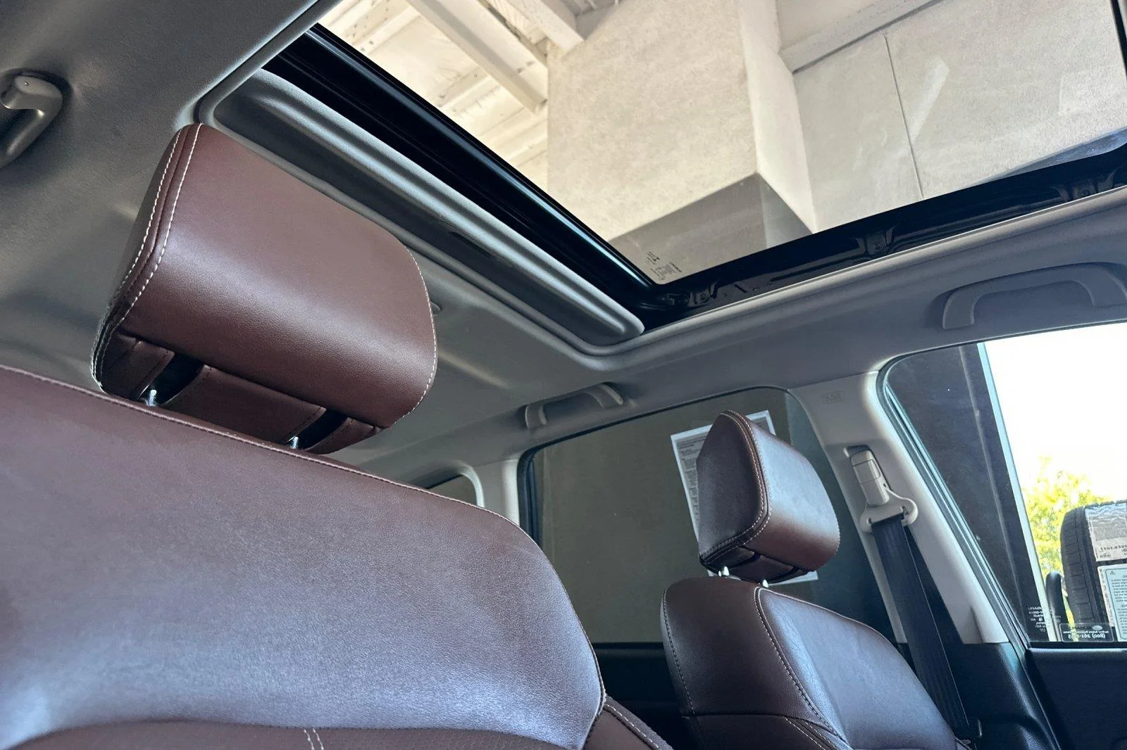 Used 2018 Crystal Black Silica Subaru Touring image 17