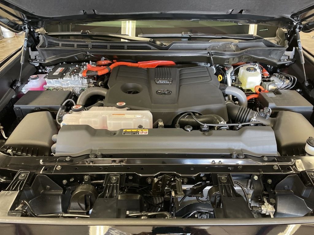 2026 Toyota Tundra Limited - Photo 35
