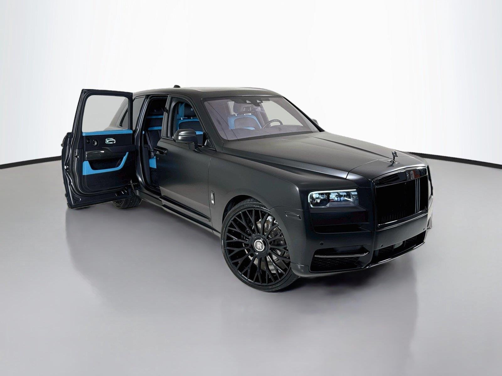 Used 2023 Gunmetal Rolls-Royce Black Badge | Rear Entertainment | 26