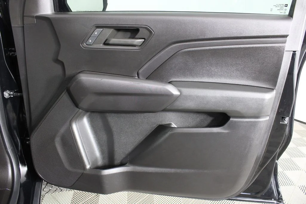 Used 2023 Black Chevrolet Trail Boss image 8