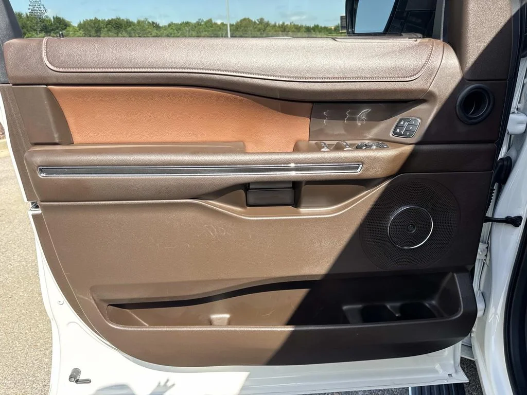 Certified Used 2023 Star White Ford King Ranch image 19