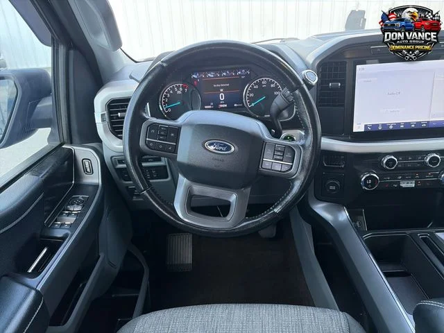 Used 2021 Black Ford XLT image 13
