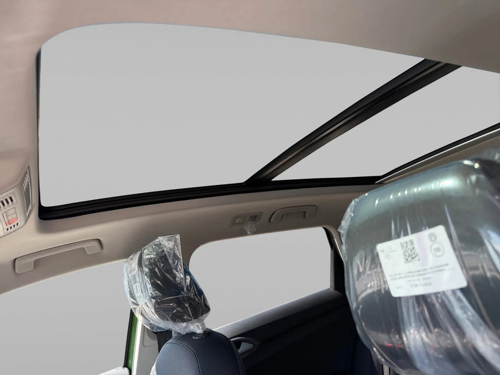 2026 Volkswagen Taos SE Black - Photo 12