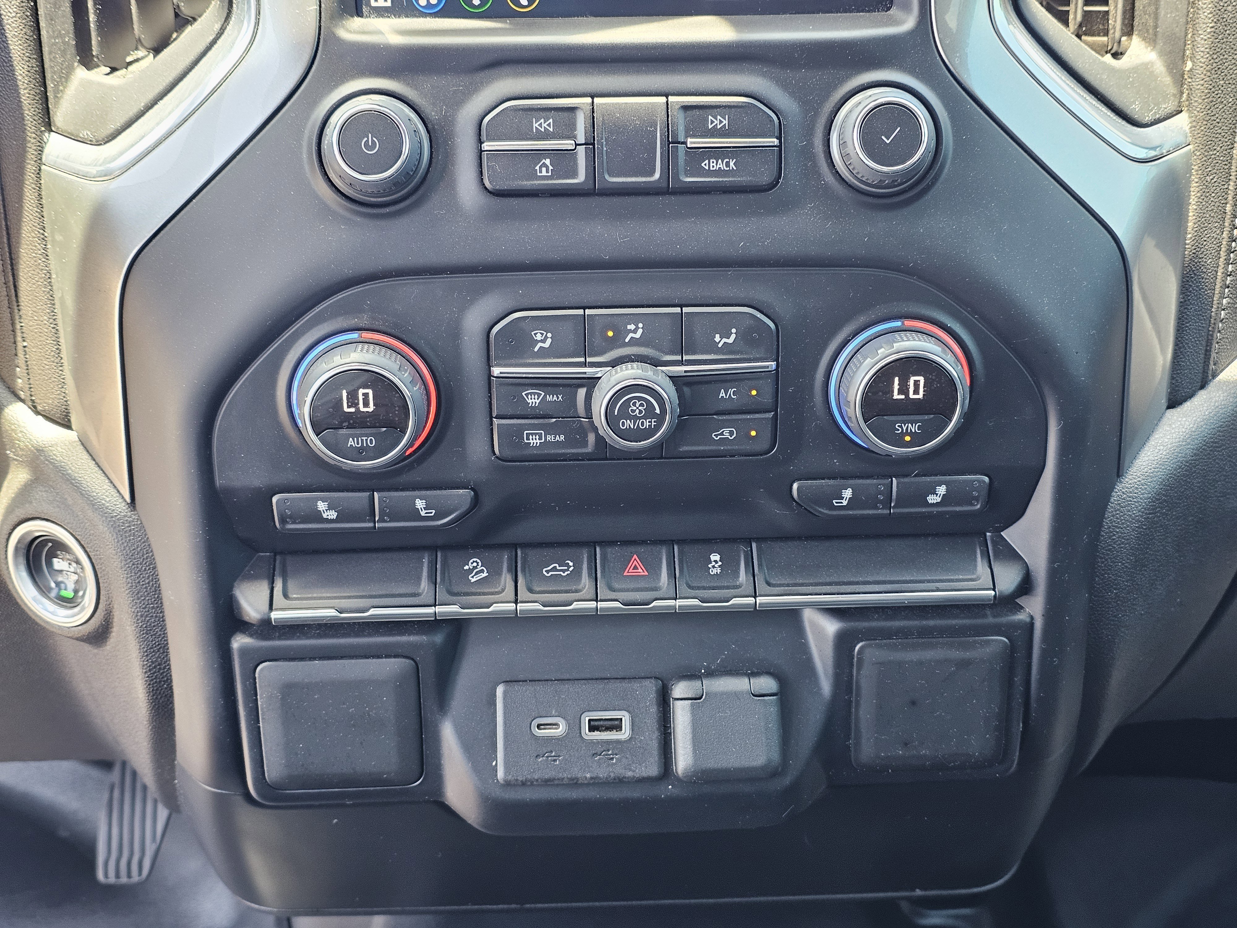 2021 Chevrolet Silverado 1500 RST - Photo 27