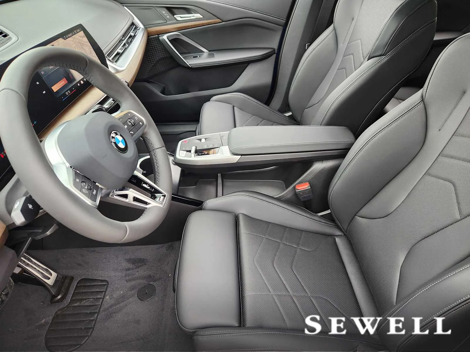 New 2026 Portimao Blue Metallic BMW xDrive28i image 4