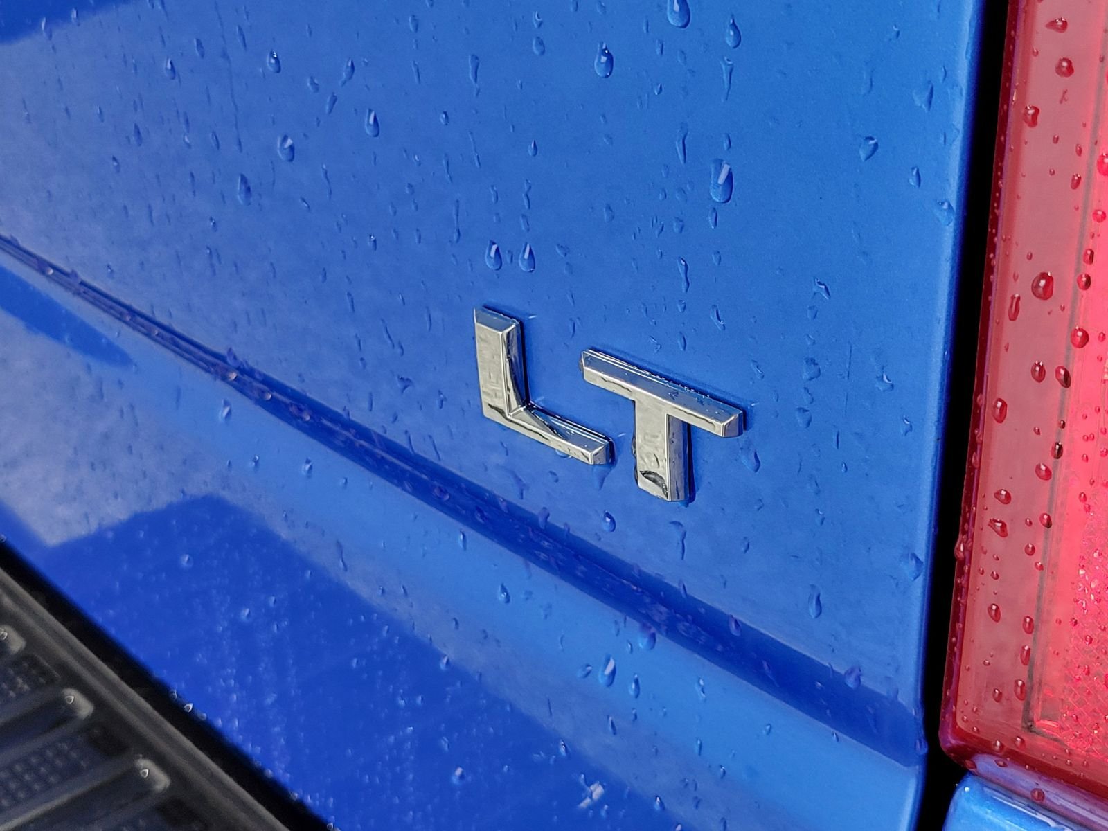 Used 2025 Blue Chevrolet LT image 26