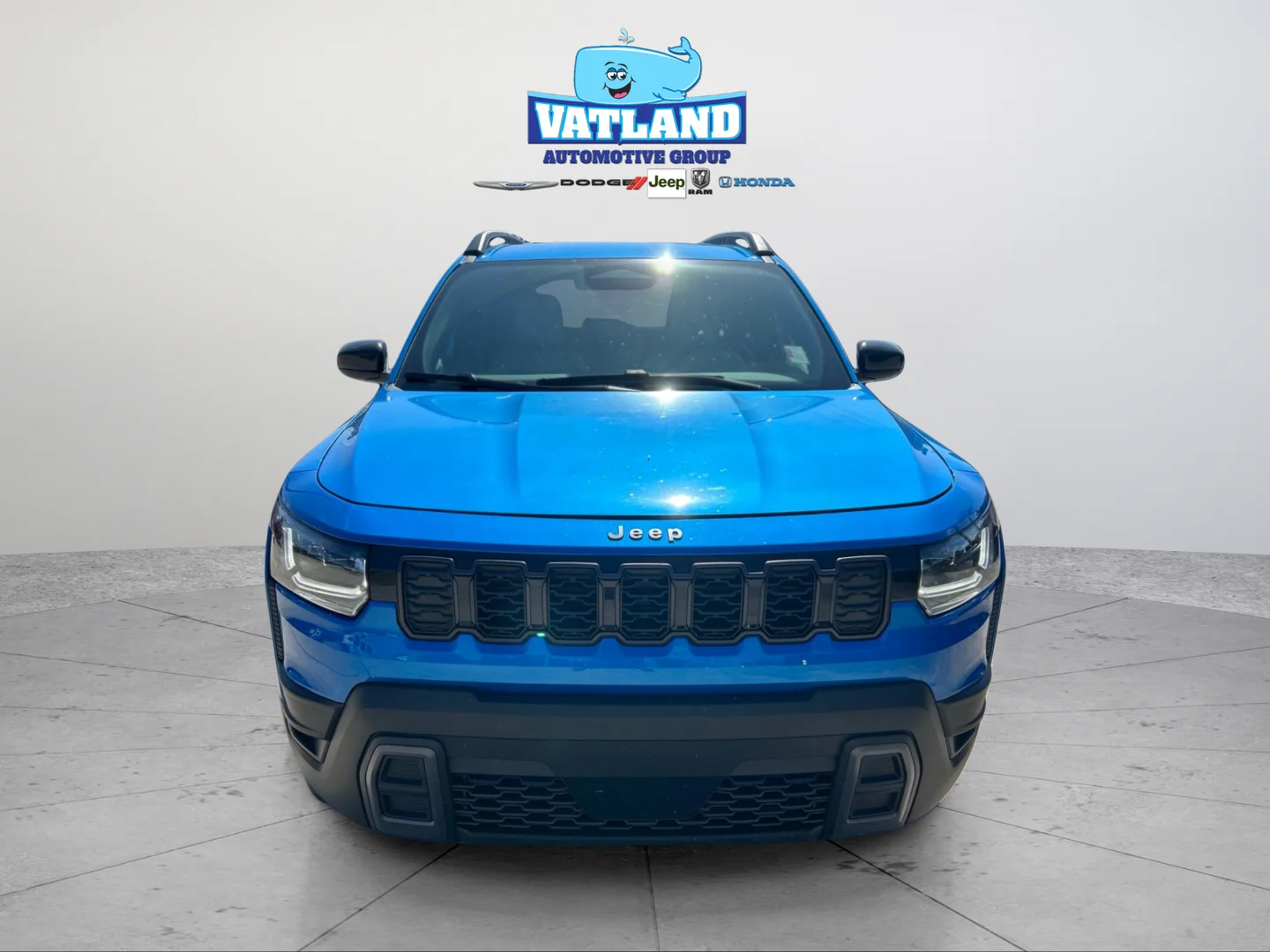 Used 2026 Blue Pearl Jeep Laredo image 21