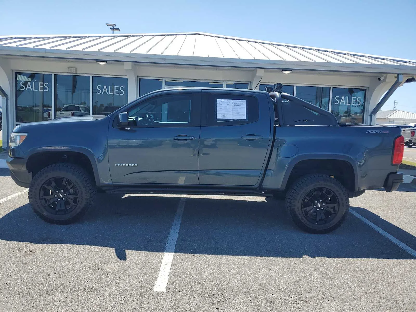 Used 2019 SHADOW GRAY METALLIC Chevrolet 4WD ZR2 image 2