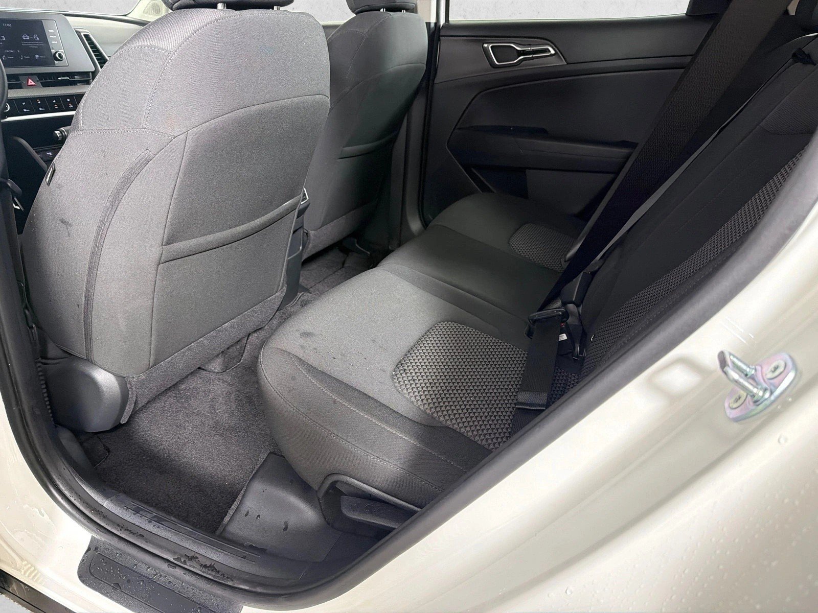 Used 2025 Snow White Pearl Kia LX image 20
