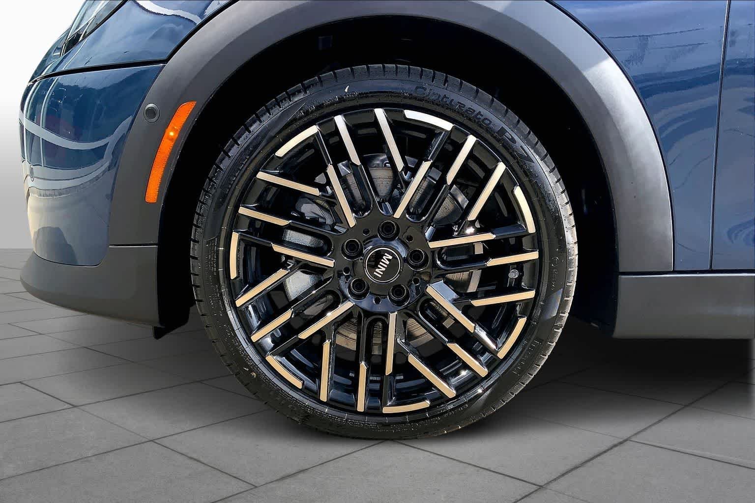 2026 MINI Hardtop 4 Door S - Photo 11