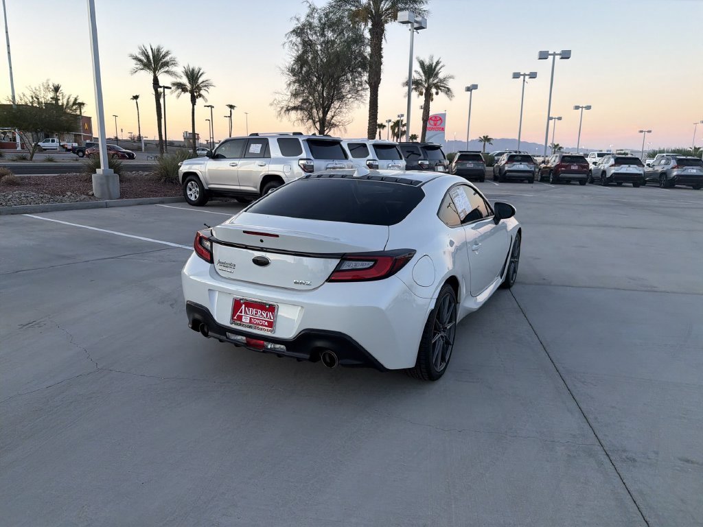 Used 2022 White Subaru Limited image 5