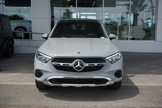 New 2026 MANUFAKTUR Alpine Grey Mercedes-Benz GLC 300 image 31