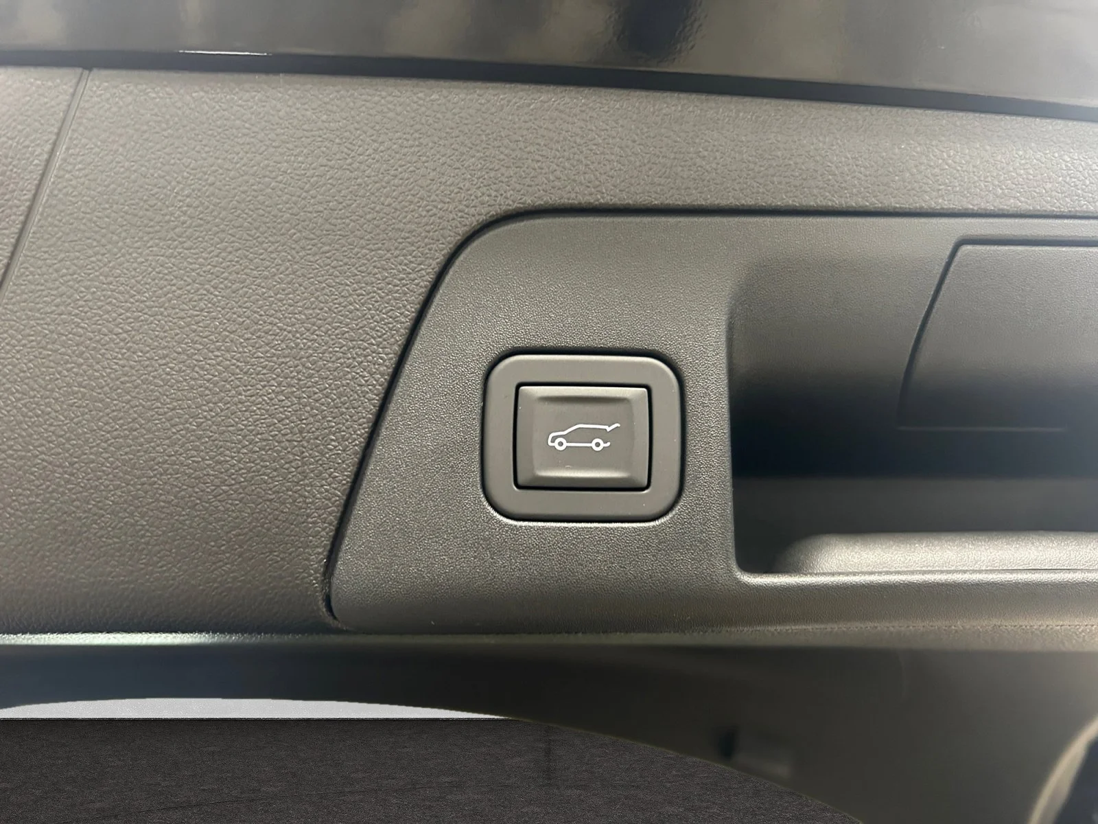 New 2026 Ebony Twilight Metallic Buick Preferred AWD image 11