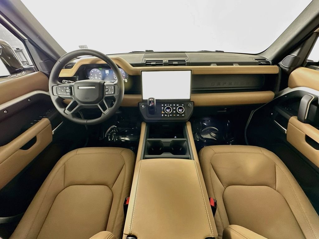 New 2026 Fuji White Land Rover X-Dynamic SE image 26