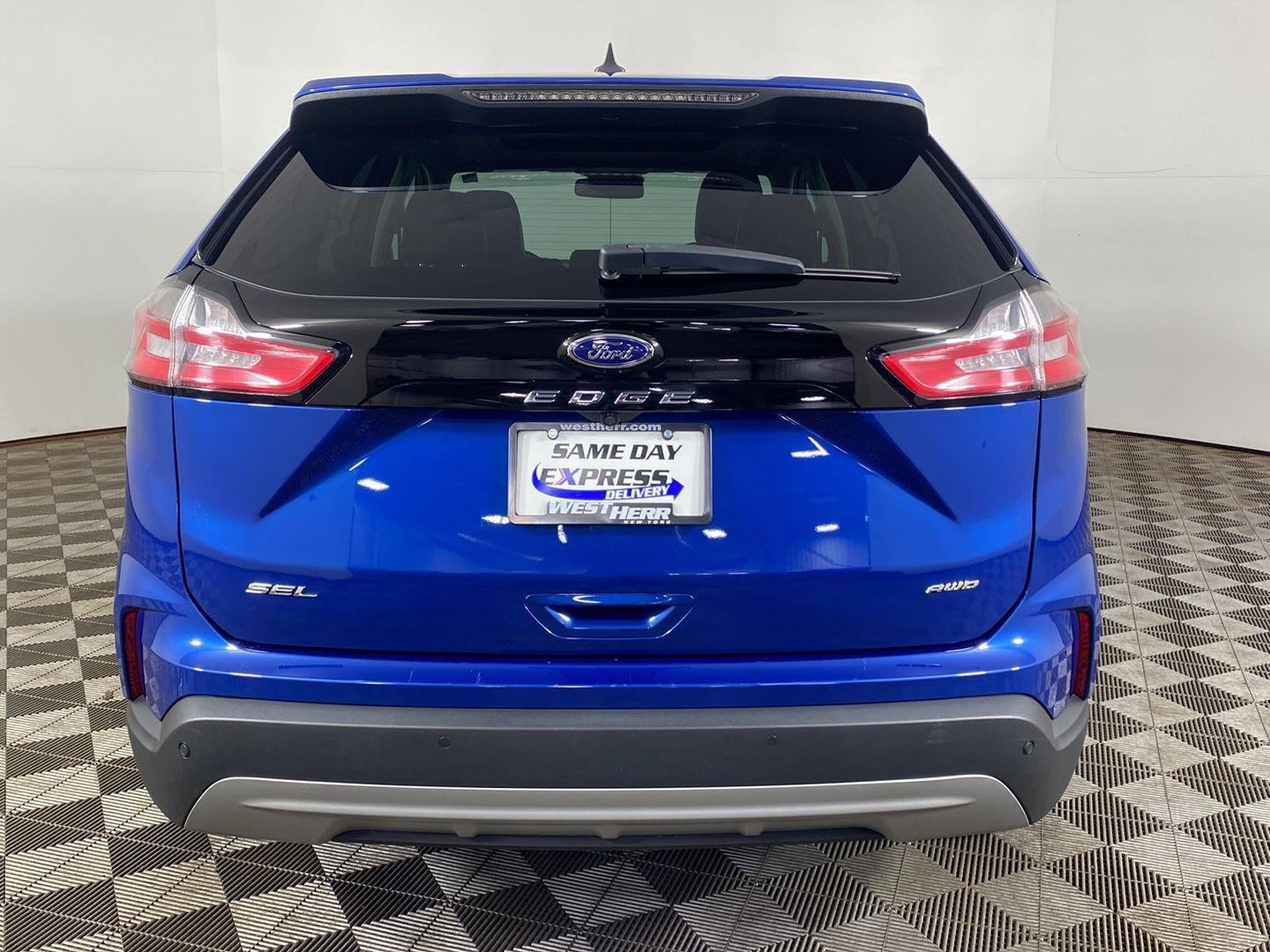 Used 2022 Blue Metallic Ford SEL image 20