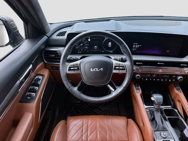 Used 2024 Dark Moss Kia SX Prestige X-Line image 18