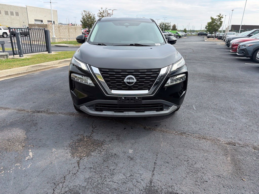 Used 2022 Nissan Rogue SV with VIN 5N1BT3BA5NC671818 for sale in Kansas City