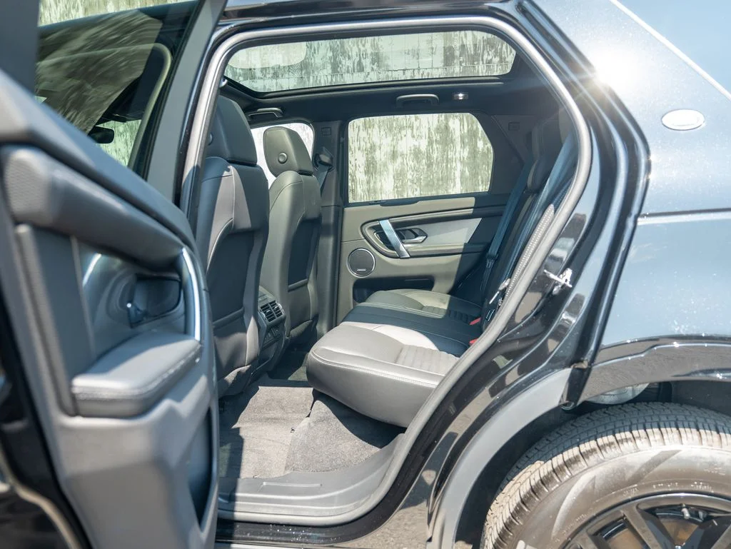 Certified Used 2025 Black Land Rover SE image 34