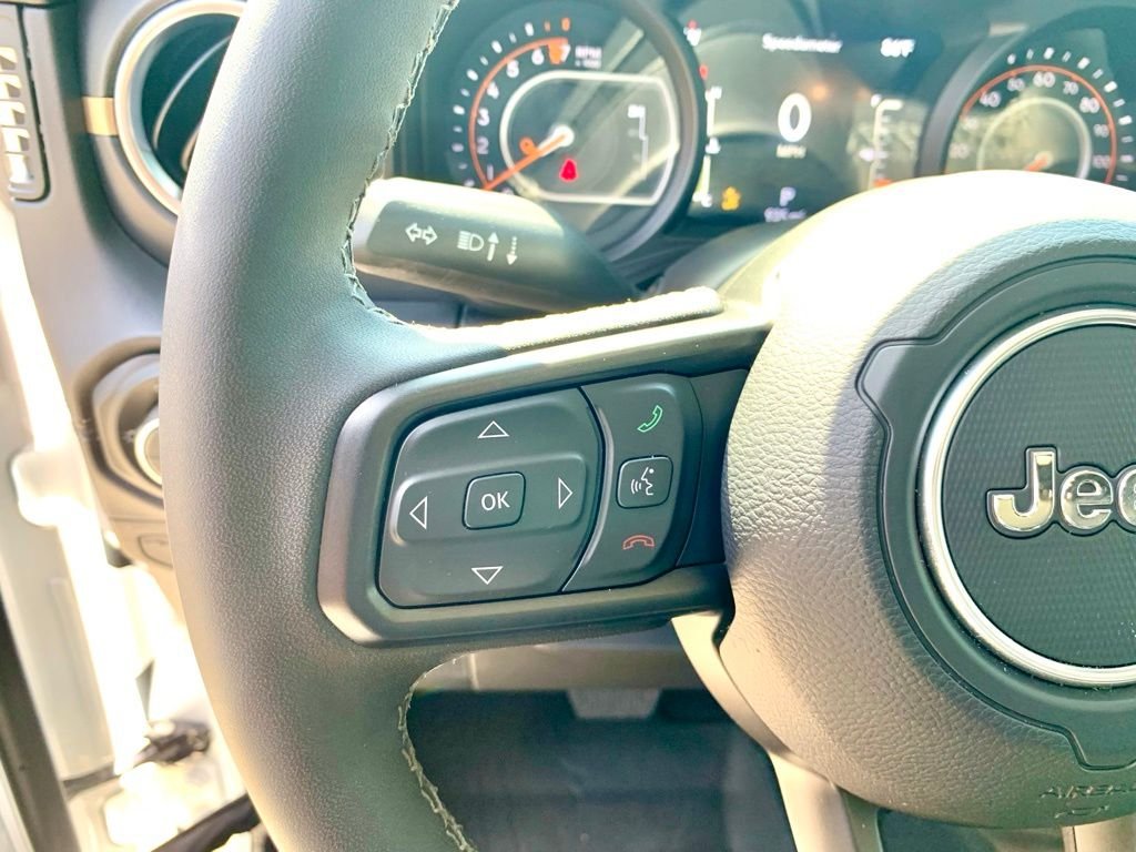 Used 2026 White Jeep Sahara image 32