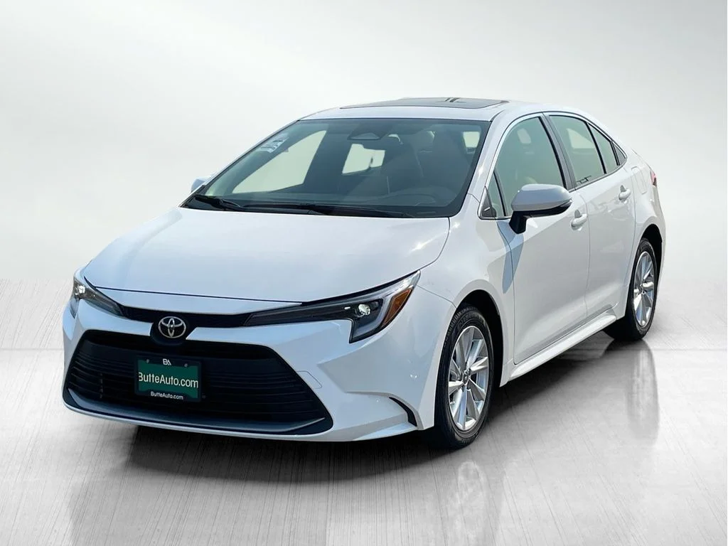 New 2026 Ice Cap Toyota Hybrid XLE image 7