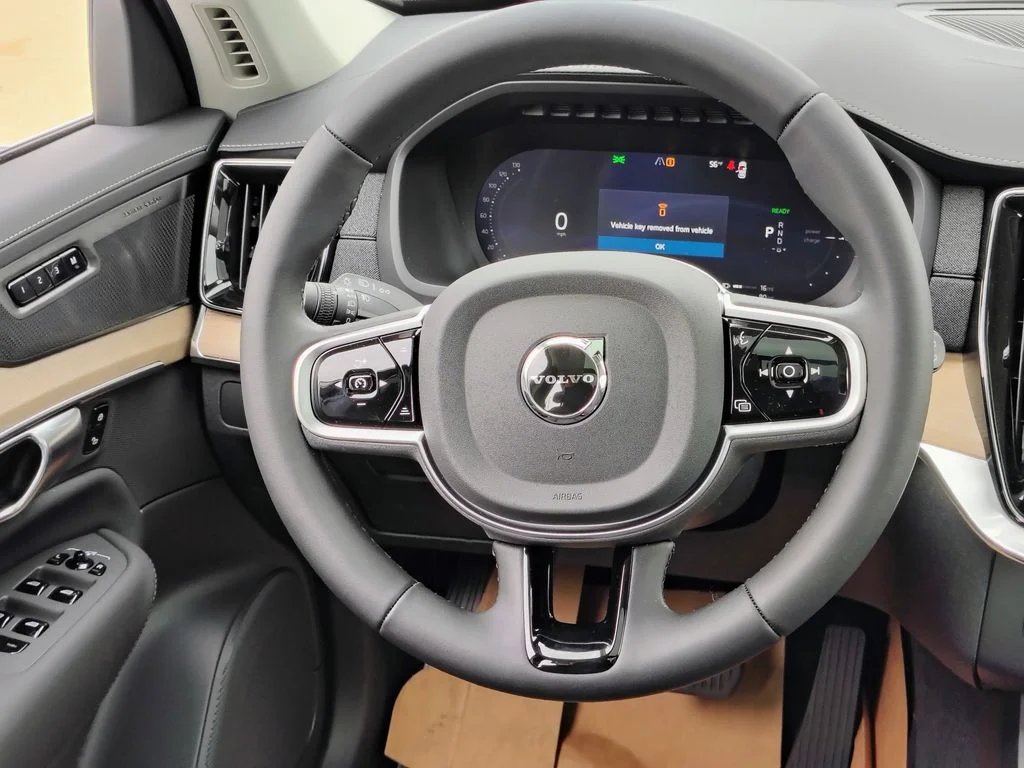 New 2026 Crystal White Volvo Plus image 25