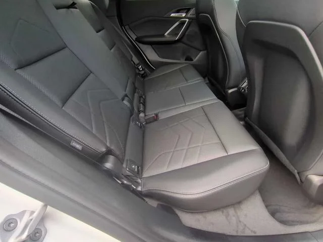 New 2026 Mineral White Metallic BMW xDrive28i image 21
