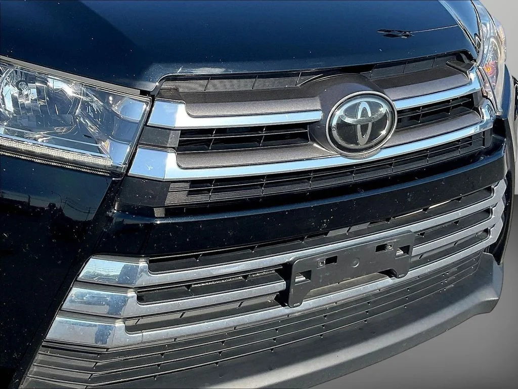 Used 2018 Black Toyota Limited image 32