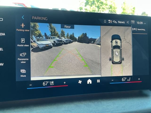 Used 2025 White BMW xDrive28i image 16