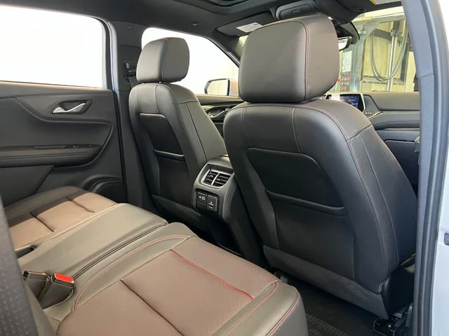 Used 2021 Silver Ice Metallic Chevrolet RS image 51
