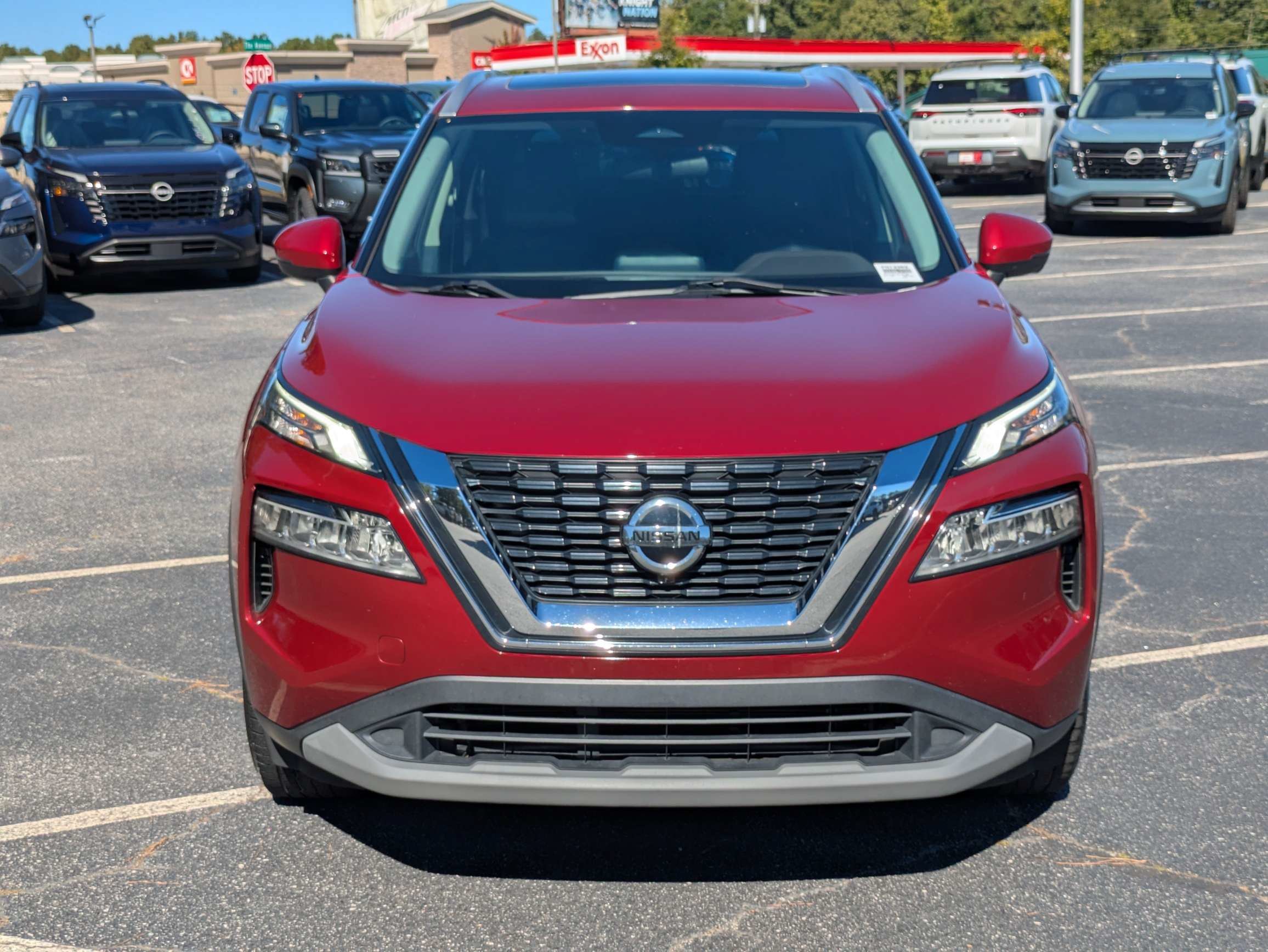 Used 2021 Red Nissan SV image 8