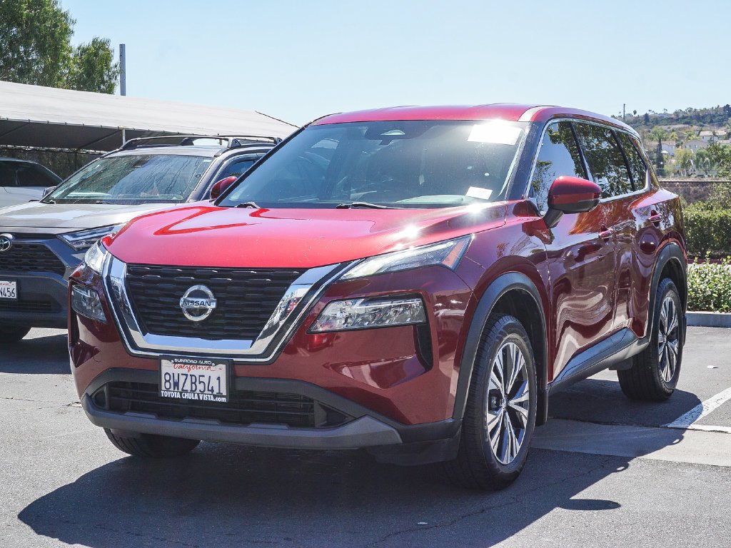Used 2021 Red Nissan SV image 3