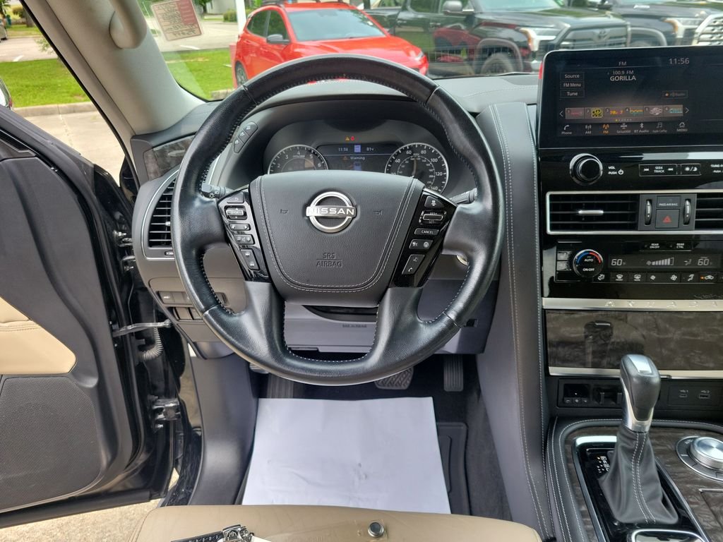Used 2021 Black Nissan Platinum image 21
