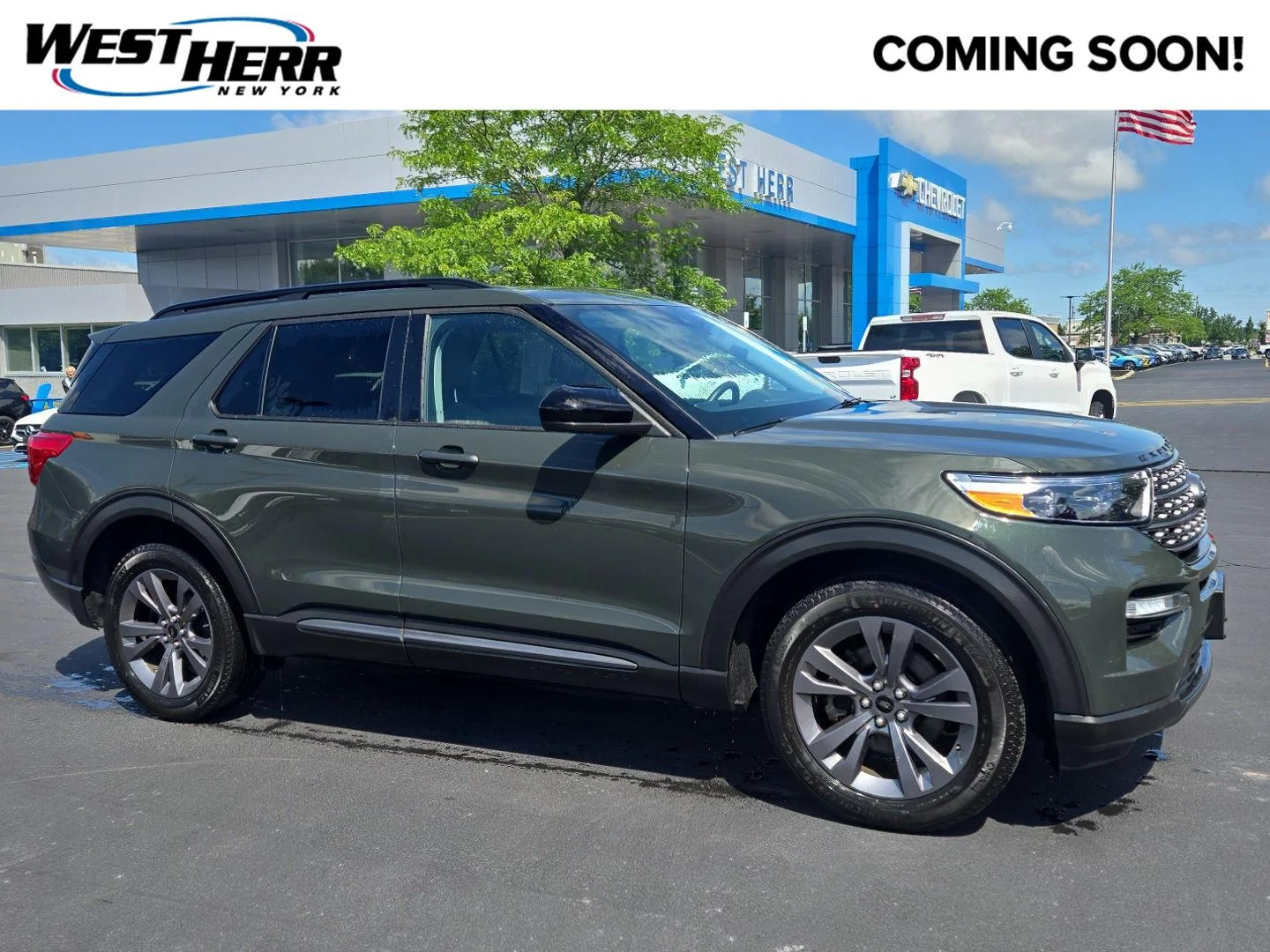 Used 2023 Forged Green Ford XLT image 1
