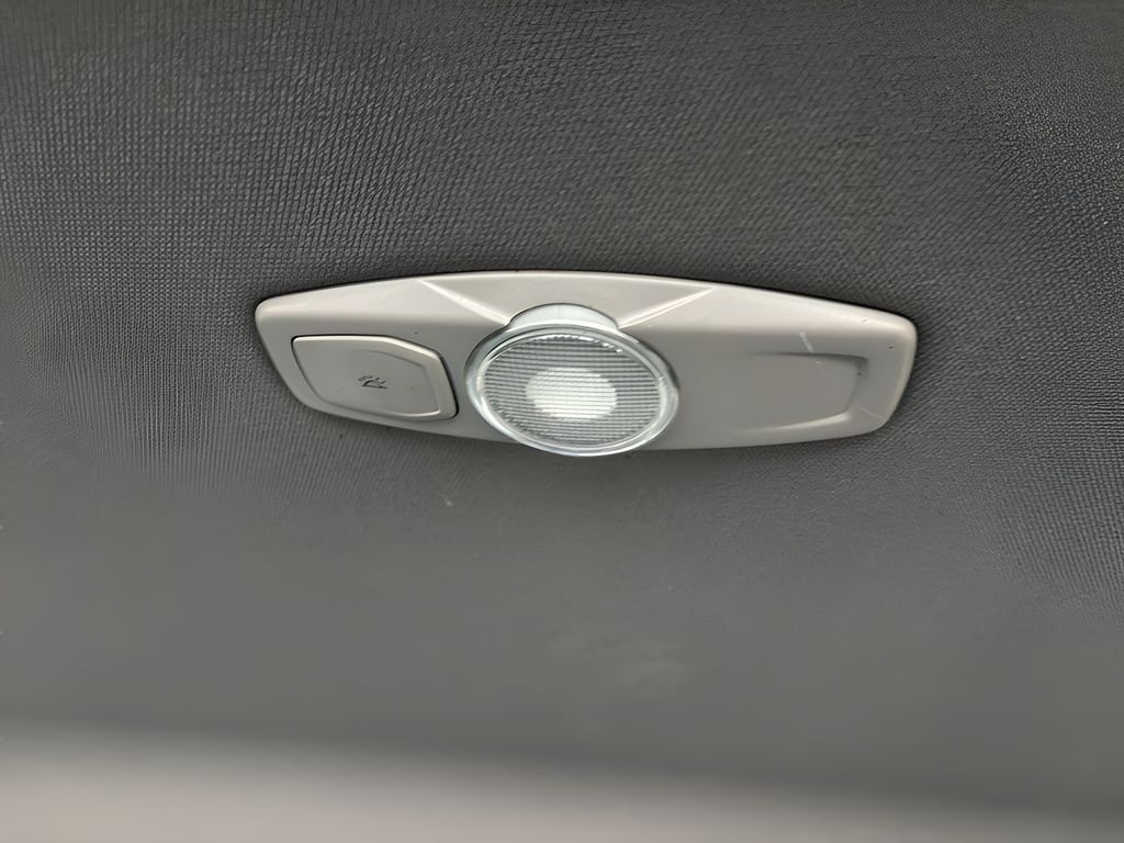 Used 2015 Gray Ford XLT image 12