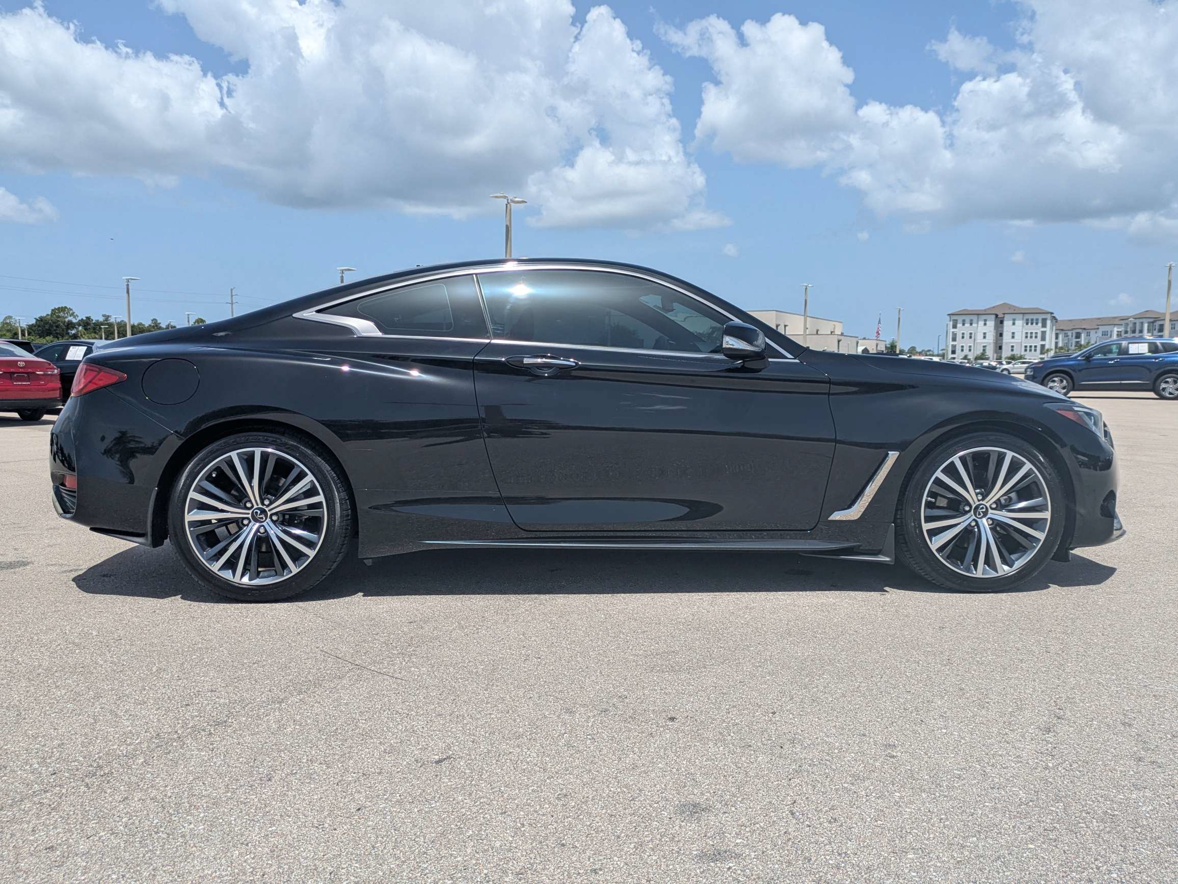 Used 2022 Black Obsidian INFINITI PURE image 4