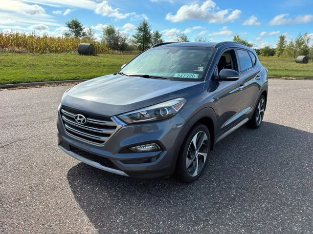 Used 2017 Gray Hyundai Limited image 4